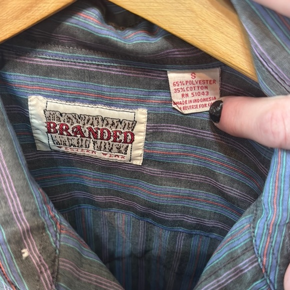 BRANDED Pin Stripe Pearl Snap Short Sleeve Shirt - Picture 4 of 4